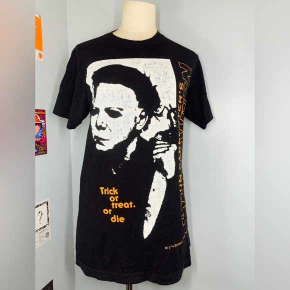Halloween Horror Movie Shirt Michael Myers Trick or Treat or Die John Carpenter - Picture 5 of 9